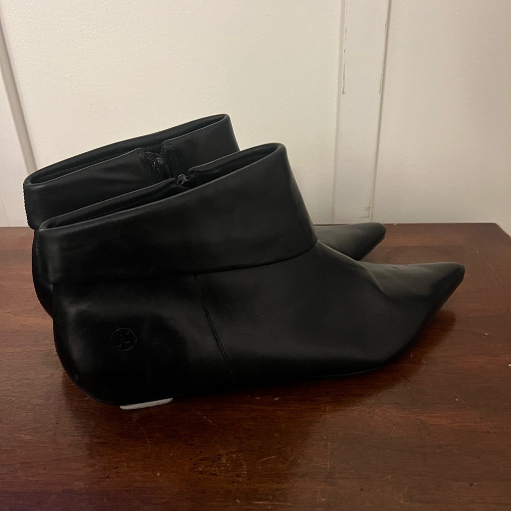 Bronx leather Sleek Black Ankle Booties size 10 - Picture 4 of 9